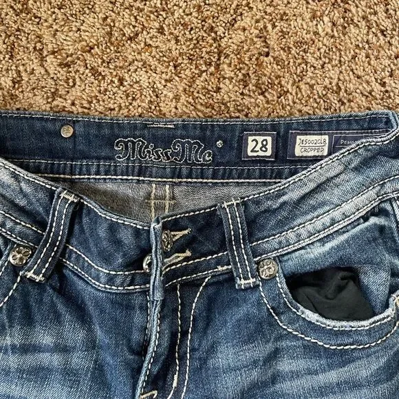 Miss Me brand Classic Blue Cropped Women's Jeans distressed Y2K ships fast!!! 28 - Picture 9 of 9